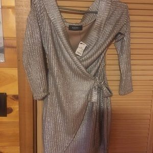 COPY - Akita off the shoulder dress worn on the bachelor!